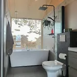 בית נופש Unique, Modern With A Stunning View *