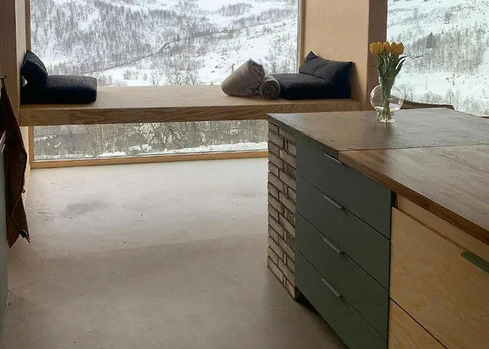 Unique, Modern With A Stunning View *